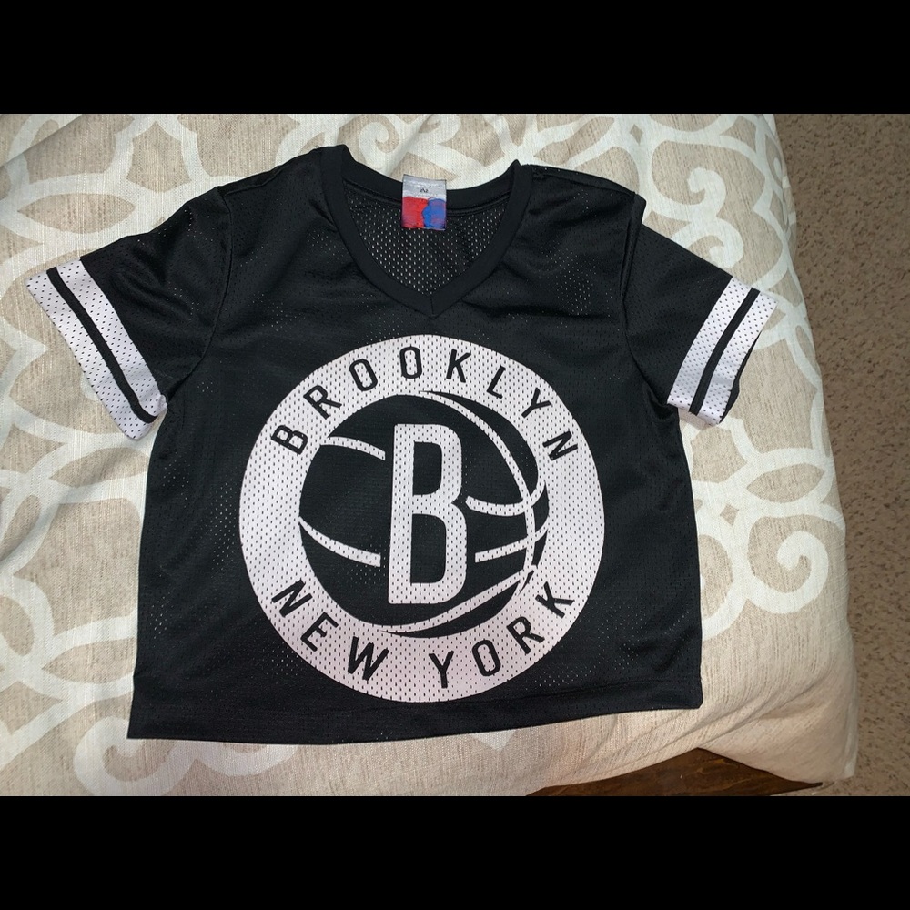Brooklyn jersey crop shirt